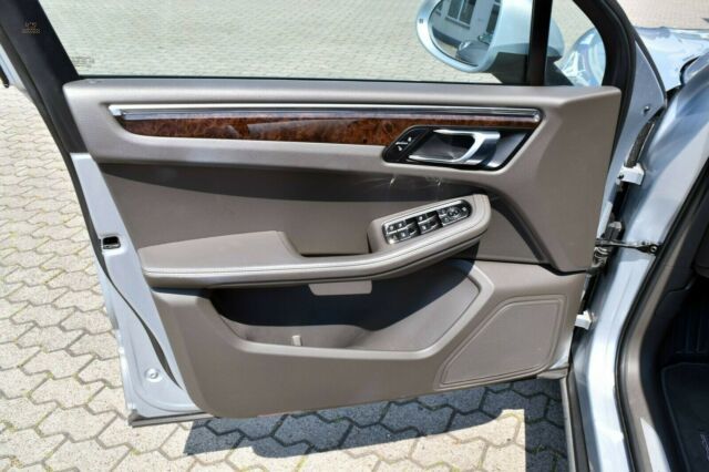 Thumbnail von Porsche Macan S-1.Hand-PDLS-PTVS-PCM-Lenkradheiz-BiXenon