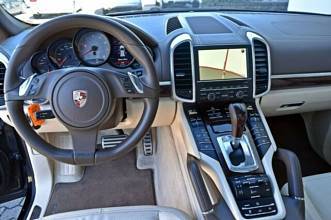 Thumbnail von Porsche Cayenne S PASM-Caméra panoramique-PDLS-BOSE-BiColor