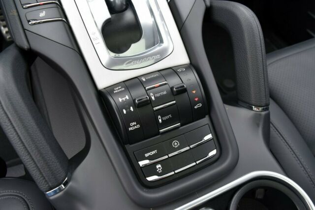 Thumbnail von Porsche Cayenne S Diesel-V8-PDLS-PASM-PCM-Panorama