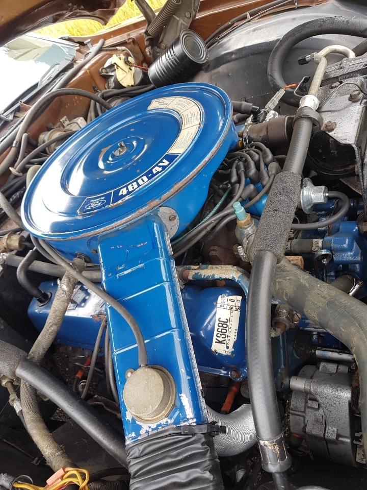 Thumbnail von Ford Ltd. Brougham Sedan, en üst model, tam boyutlu