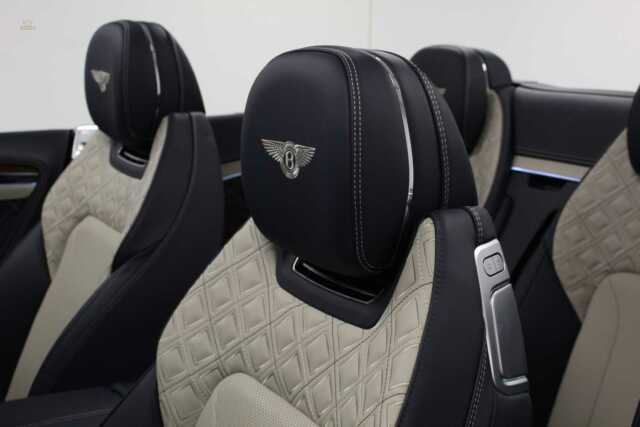 Thumbnail von Bentley Continental GTC W12 1st Edition