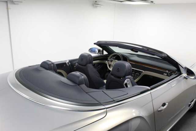 Thumbnail von Bentley Continental GTC W12 1st Edition