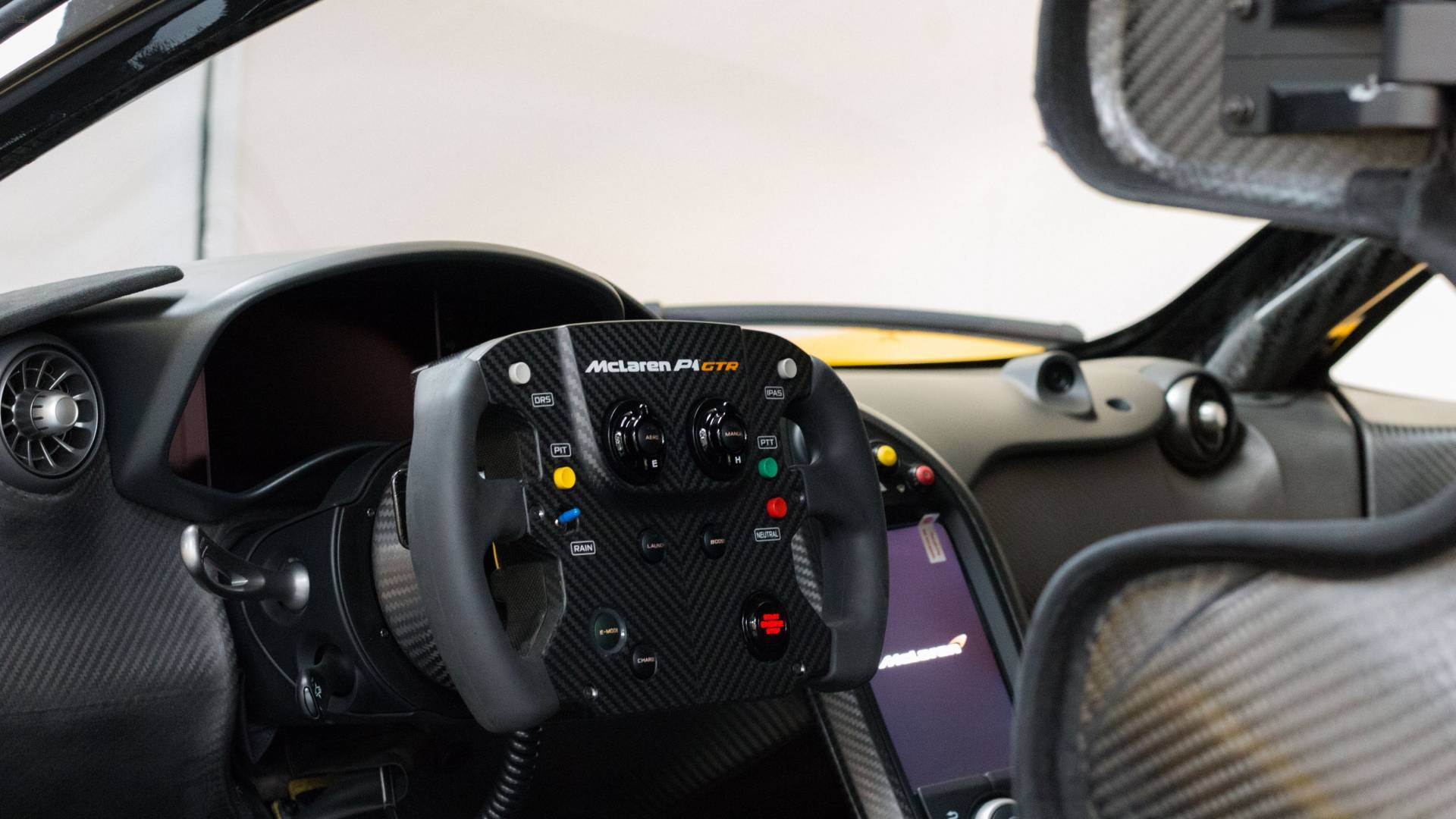 Thumbnail von McLaren P1 GTR (2015)  Immaculate, 230km example.