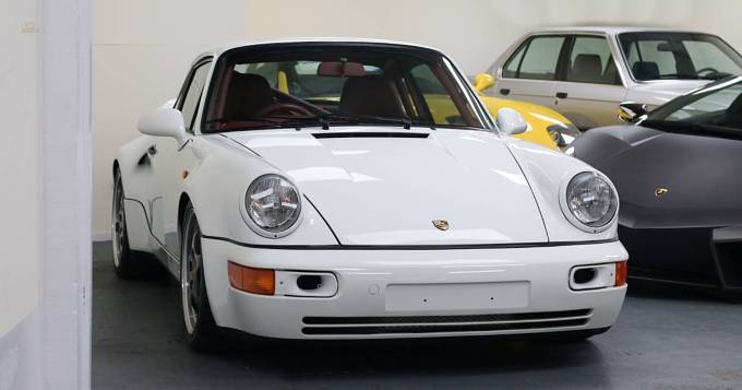  Porsche 911 Turbo S Leichtbau (1993)  1 of 86 cars worldwide