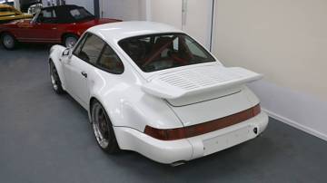 Thumbnail von Porsche 911 Turbo S Leichtbau (1993)  1 of 86 cars worldwide