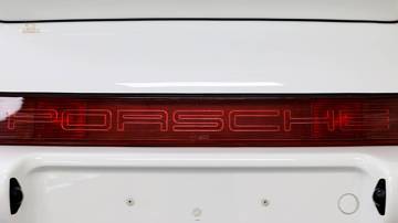 Thumbnail von Porsche 911 Turbo S Leichtbau (1993)  1 of 86 cars worldwide