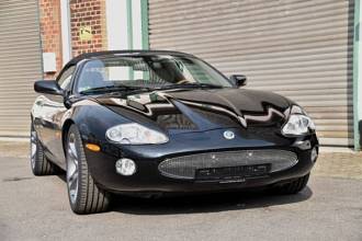 Thumbnail von Кабриолет Jaguar XK8 4,2L Piano черный, отличное состояние