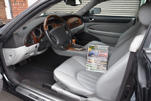 Thumbnail von Кабриолет Jaguar XK8 4,2L Piano черный, отличное состояние