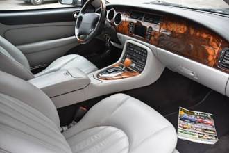 Thumbnail von Кабриолет Jaguar XK8 4,2L Piano черный, отличное состояние