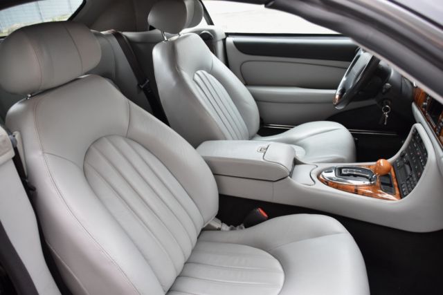 Thumbnail von Кабриолет Jaguar XK8 4,2L Piano черный, отличное состояние