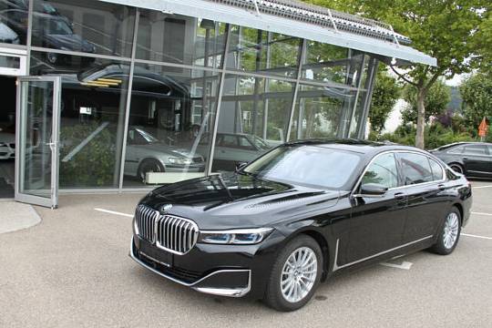 BMW 745Le xDrive iPerformance Laserlicht Elfenbein