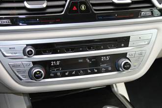 Thumbnail von BMW 745Le xDrive iPerformance Laserlicht Elfenbein