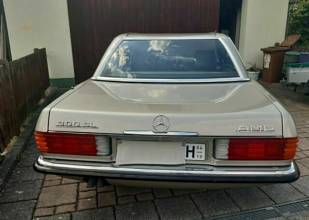 Thumbnail von Oldtimer SL 300 Typ 107  Cabrio Roadster mit separatem Hardtop