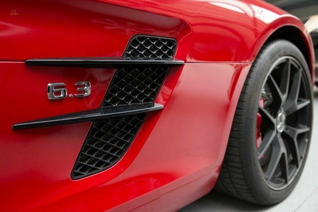 Thumbnail von Mercedes-Benz SLS AMG GT Final Edition Roadster 1 sur 350