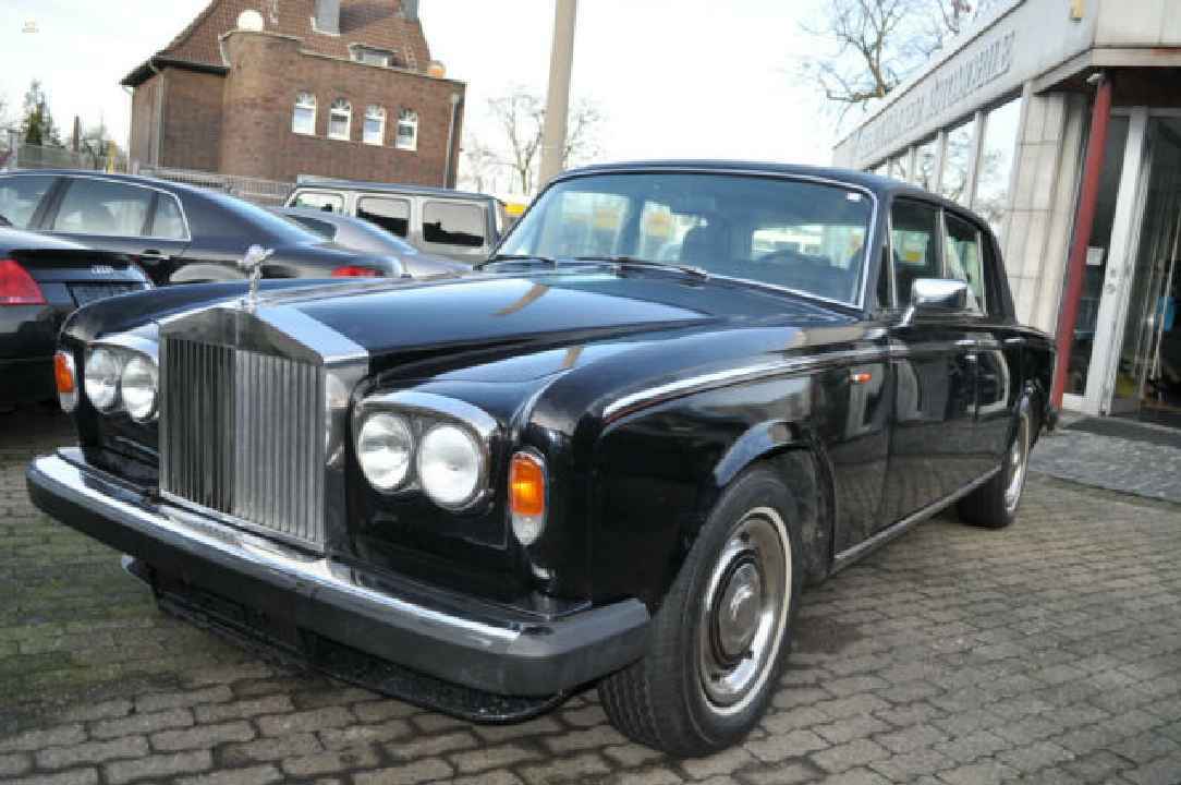 Rolls-Royce Silver Shadow II v originálním stavu "řidič na levé straně"