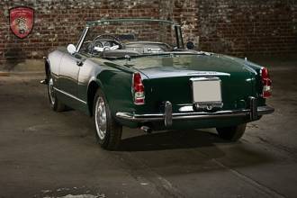 Thumbnail von Alfa Romeo 2600 Touring Spider