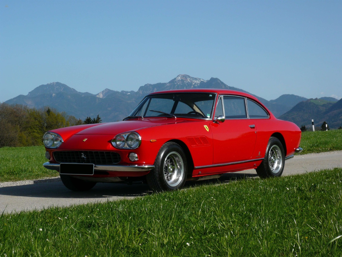Ferrari 330 GT 2+2