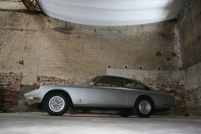 Ferrari 365 GT 2+2 
