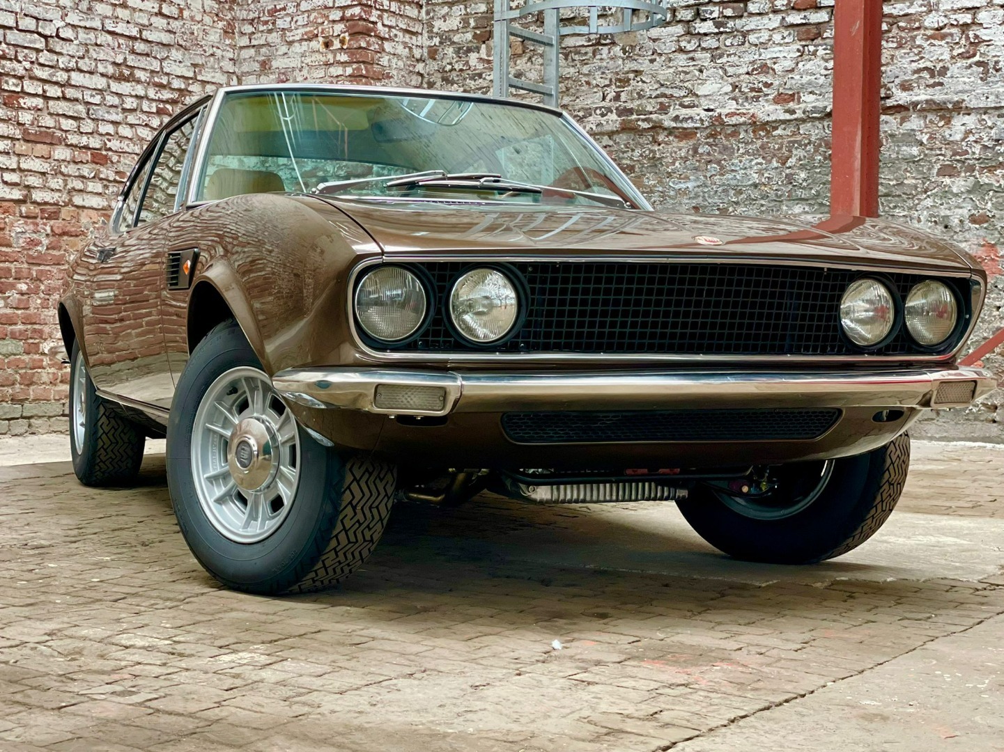 Fiat Dino 2400 Coupé