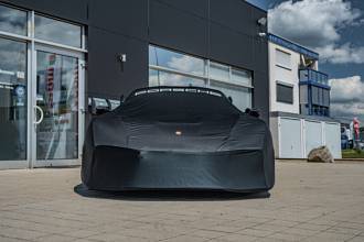 Thumbnail von Porsche 935 1 OF 3 in Salzburg Red Spare Package