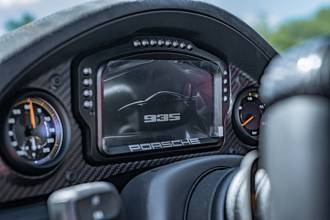 Thumbnail von Porsche 935 1 OF 3 in Salzburg Red Spare Package