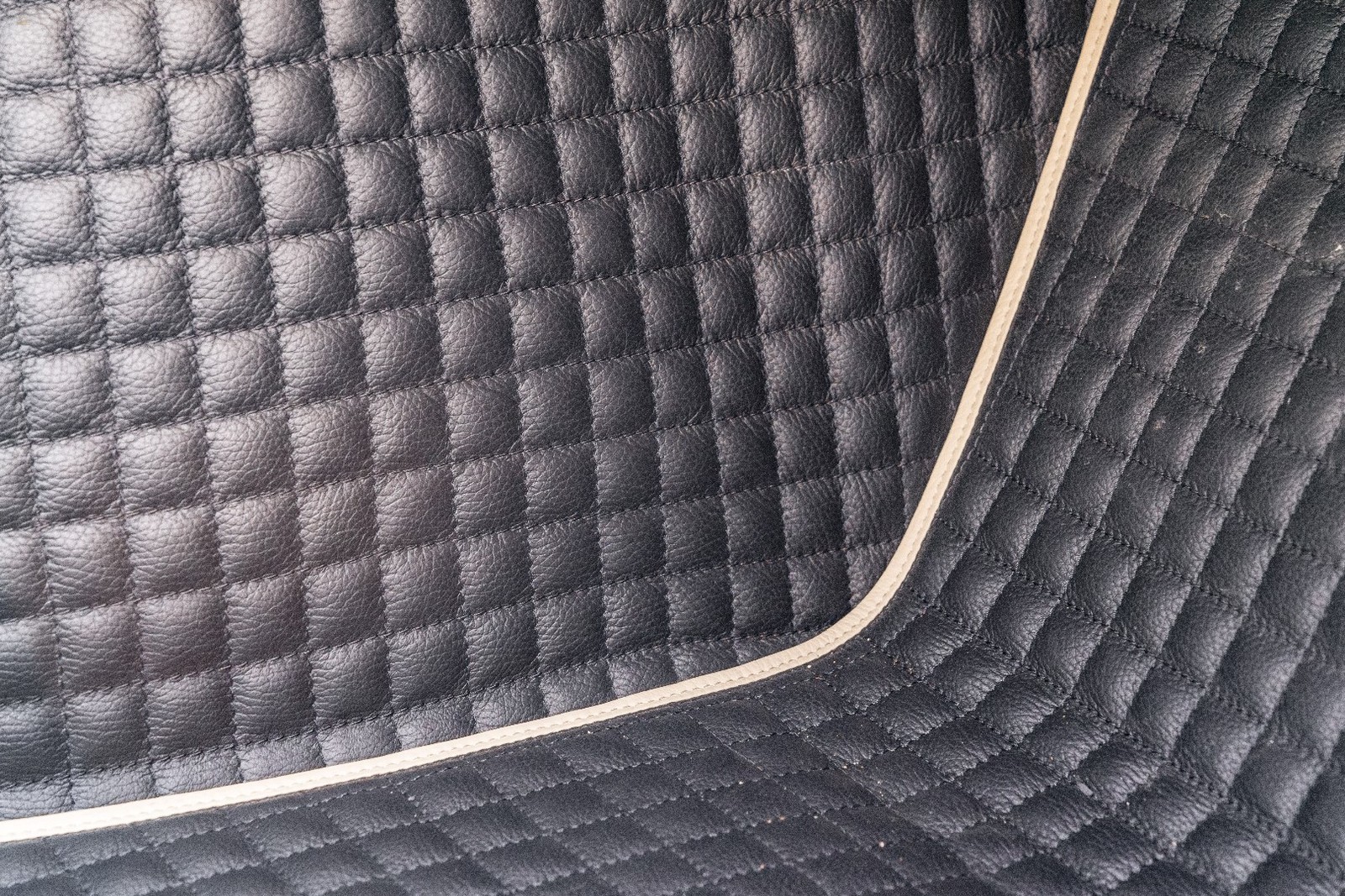 Thumbnail von Mercedes-Benz S600 Maybach BRABUS ROCKET 900 HP UPE