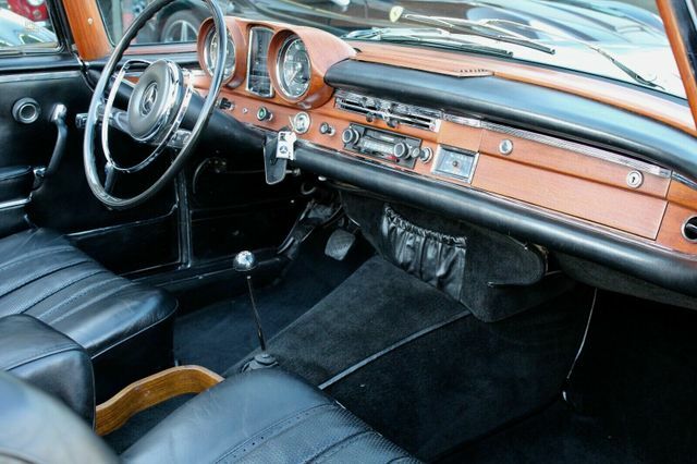 Thumbnail von Mercedes-Benz 300 SE Cabrio - ex. CH -H-Kz.- matching nr. !