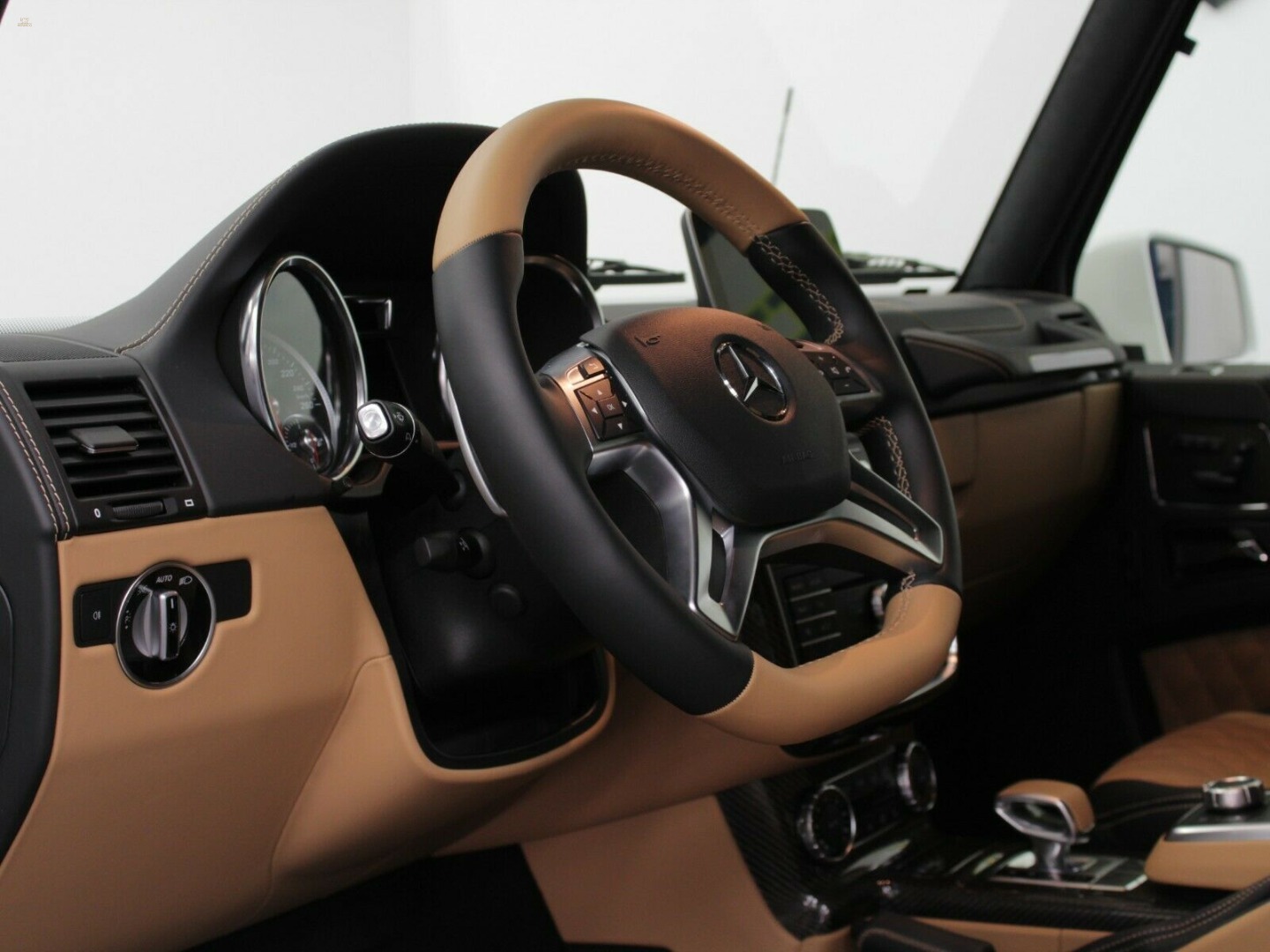 Thumbnail von Maybach MERCEDES-BENZ G650 Maybach Landaulet | 1 OF 99 |