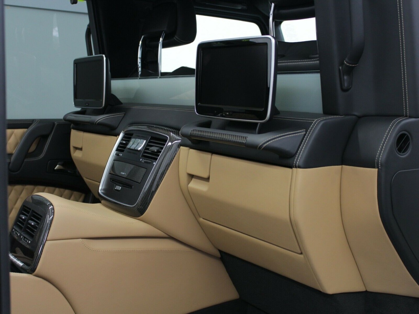 Thumbnail von Maybach MERCEDES-BENZ G650 Maybach Landaulet | 1 OF 99 |