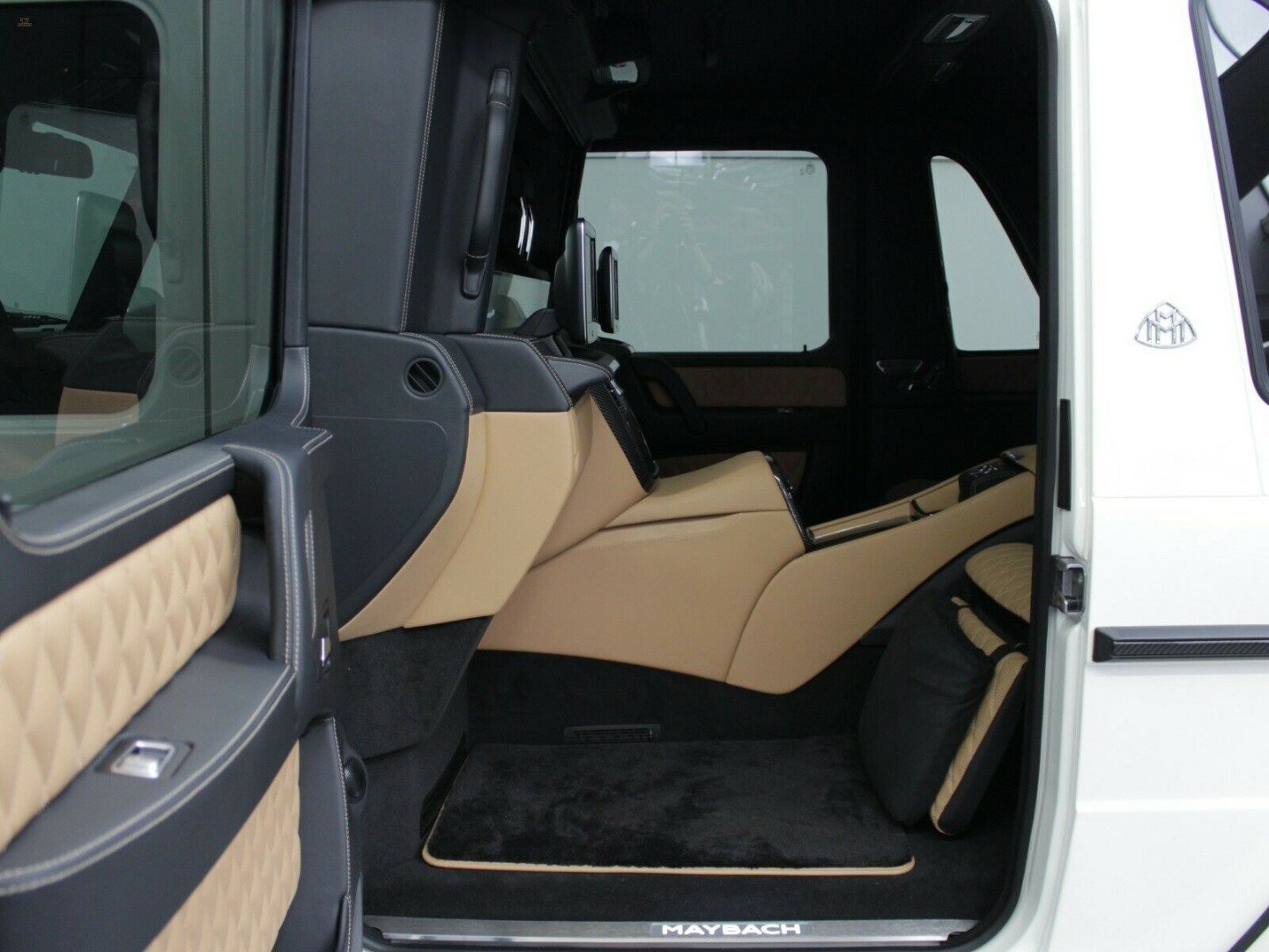 Thumbnail von Maybach MERCEDES-BENZ G650 Maybach Landaulet | 1 OF 99 |