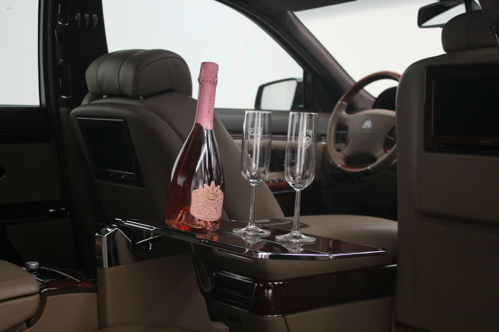 Thumbnail von Maybach 57 | RUHESITZ| EL.TÜRZUZIEHUNG | FACELIFT