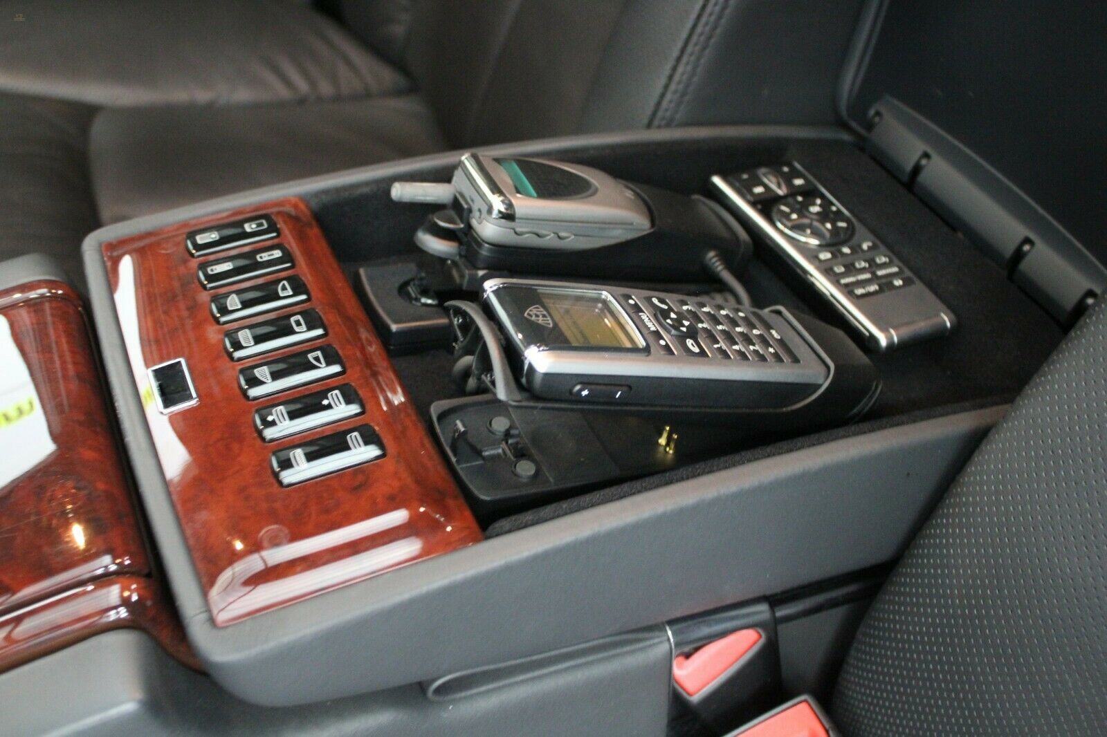 Thumbnail von Maybach 62 | TRENNWAND | SOLARMODUL | PANORAMA |