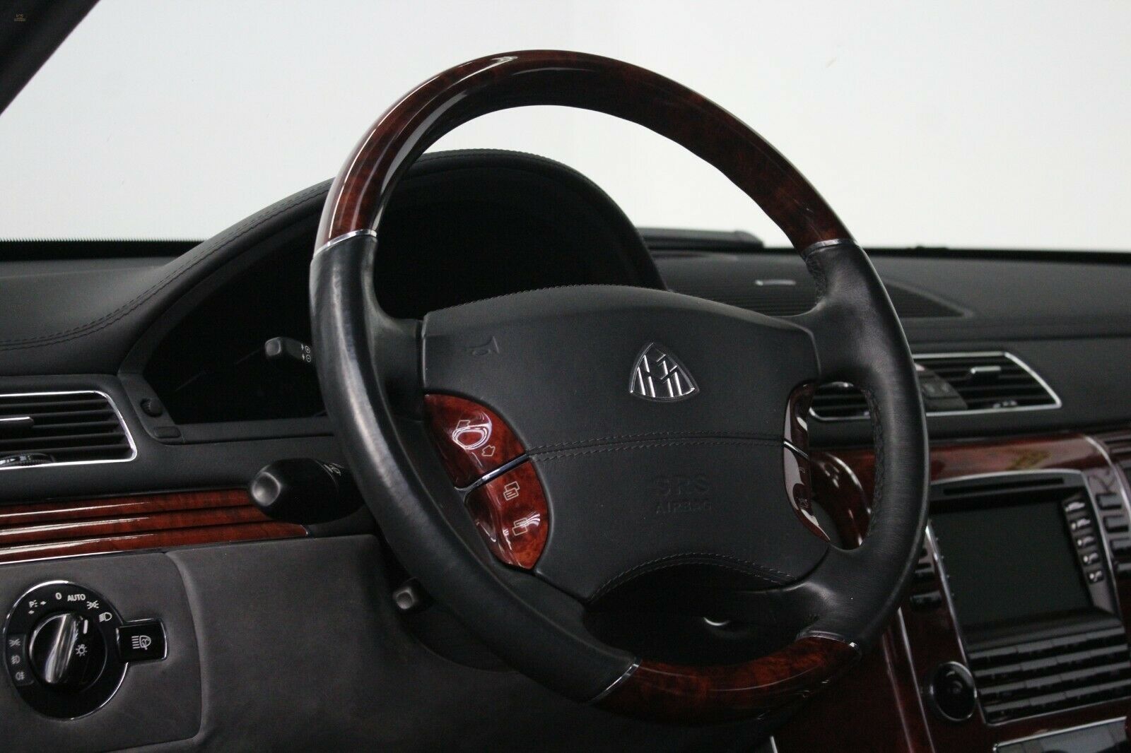 Thumbnail von Maybach 62 | TRENNWAND | SOLARMODUL | PANORAMA |