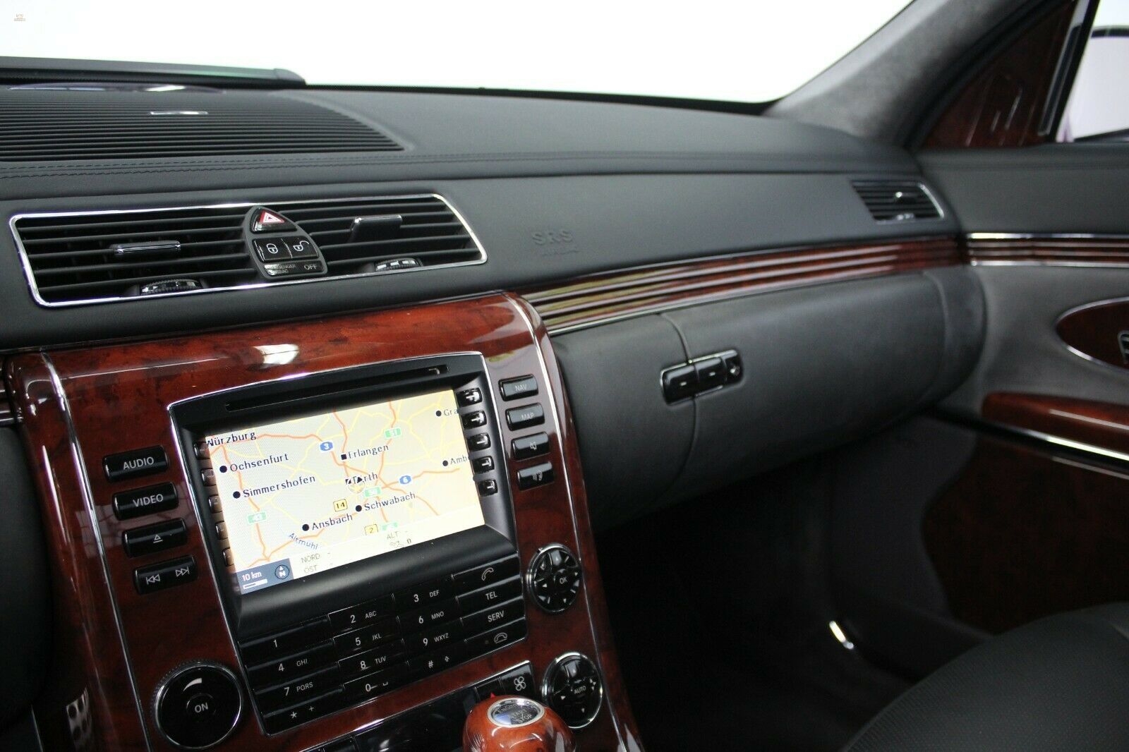 Thumbnail von Maybach 62 | TRENNWAND | SOLARMODUL | PANORAMA |