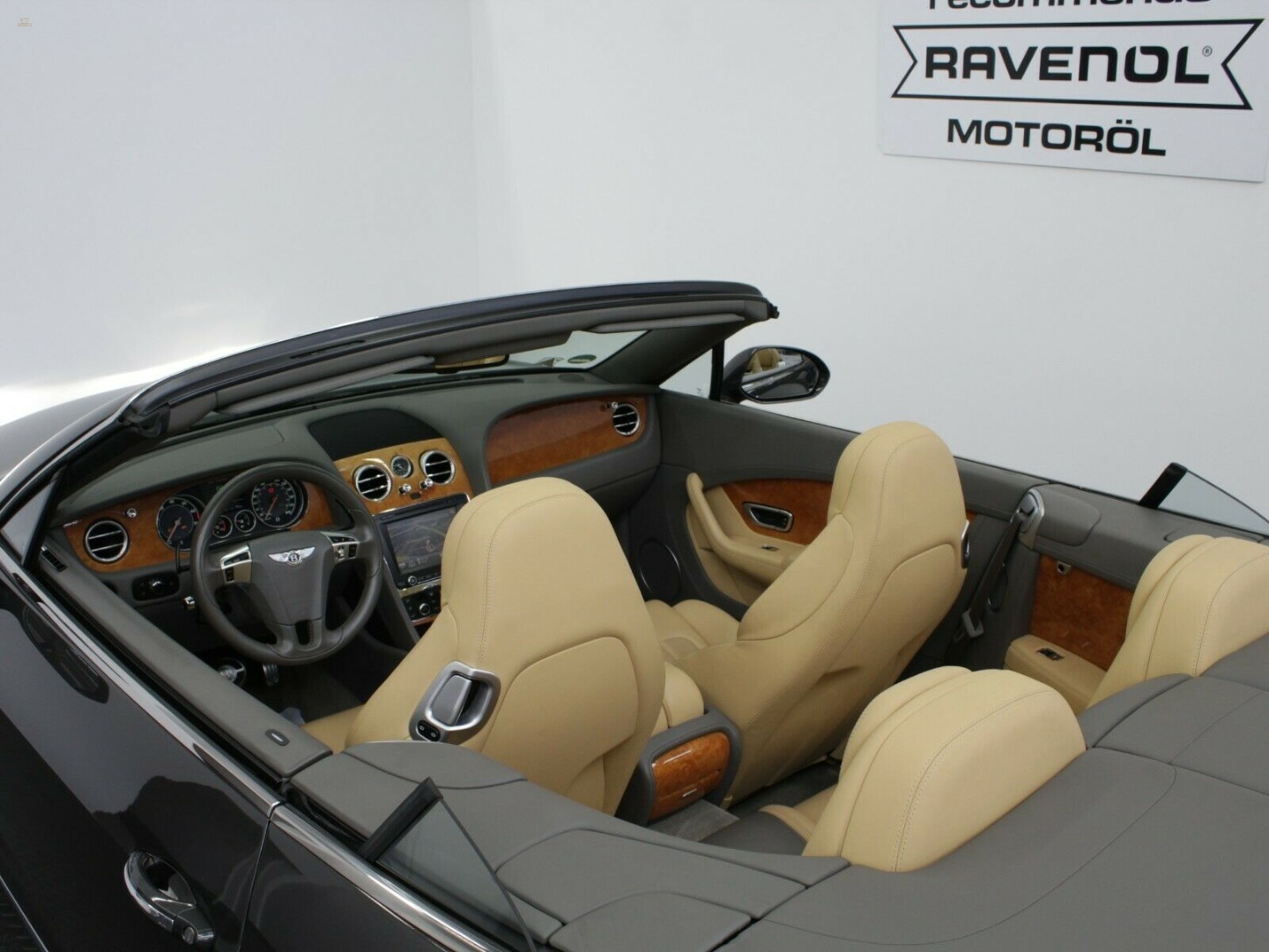 Thumbnail von Bentley Continental GTC W12/SCHECKHEFT/MASSAGE/KAMERA