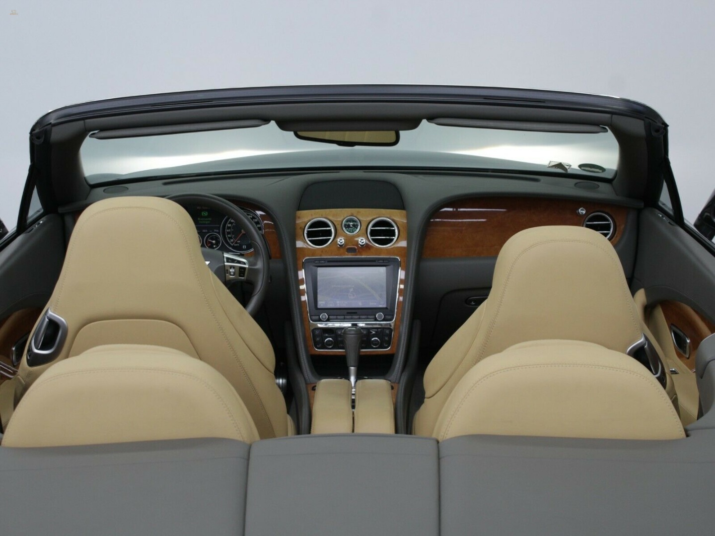 Thumbnail von Bentley Continental GTC W12/SCHECKHEFT/MASSAGE/KAMERA