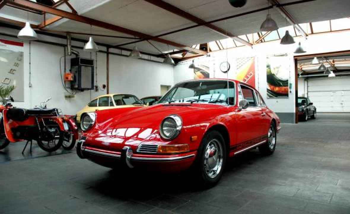 911 L Coupé, gennaio 1968, Polorot/Nero 1 Vernice, prima verniciatura, SWB