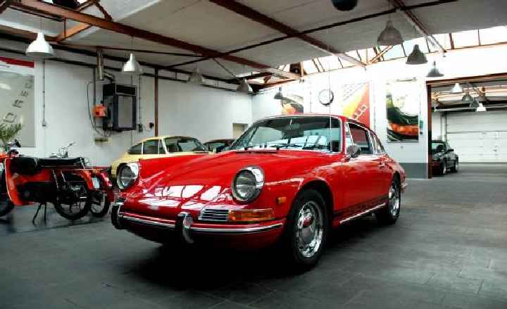911 L Coupé, Ocak 1968, Polorot/Siyah 1 Boya, İlk boya, SWB