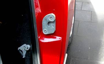 Thumbnail von 911 L Coupé, januari 1968, Polorot/zwart 1 lak, eerste lak, SWB