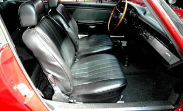 Thumbnail von 911 L Coupé, januari 1968, Polorot/zwart 1 lak, eerste lak, SWB