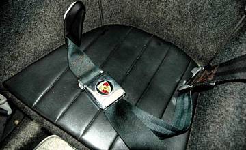 Thumbnail von 911 L Coupé, januari 1968, Polorot/zwart 1 lak, eerste lak, SWB