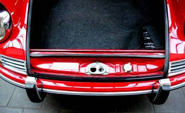 Thumbnail von 911 L Coupé, januari 1968, Polorot/zwart 1 lak, eerste lak, SWB