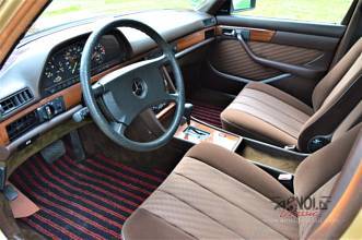 Thumbnail von Mercedes-Benz 300 SE W126