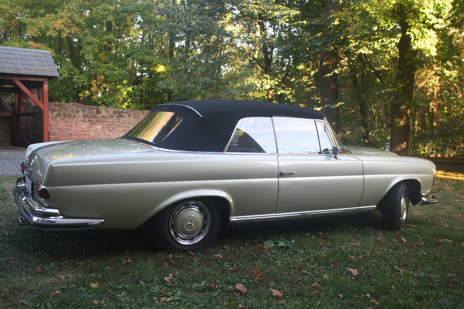 Thumbnail von Mercedes 280SE Werkscabriolet (W111)