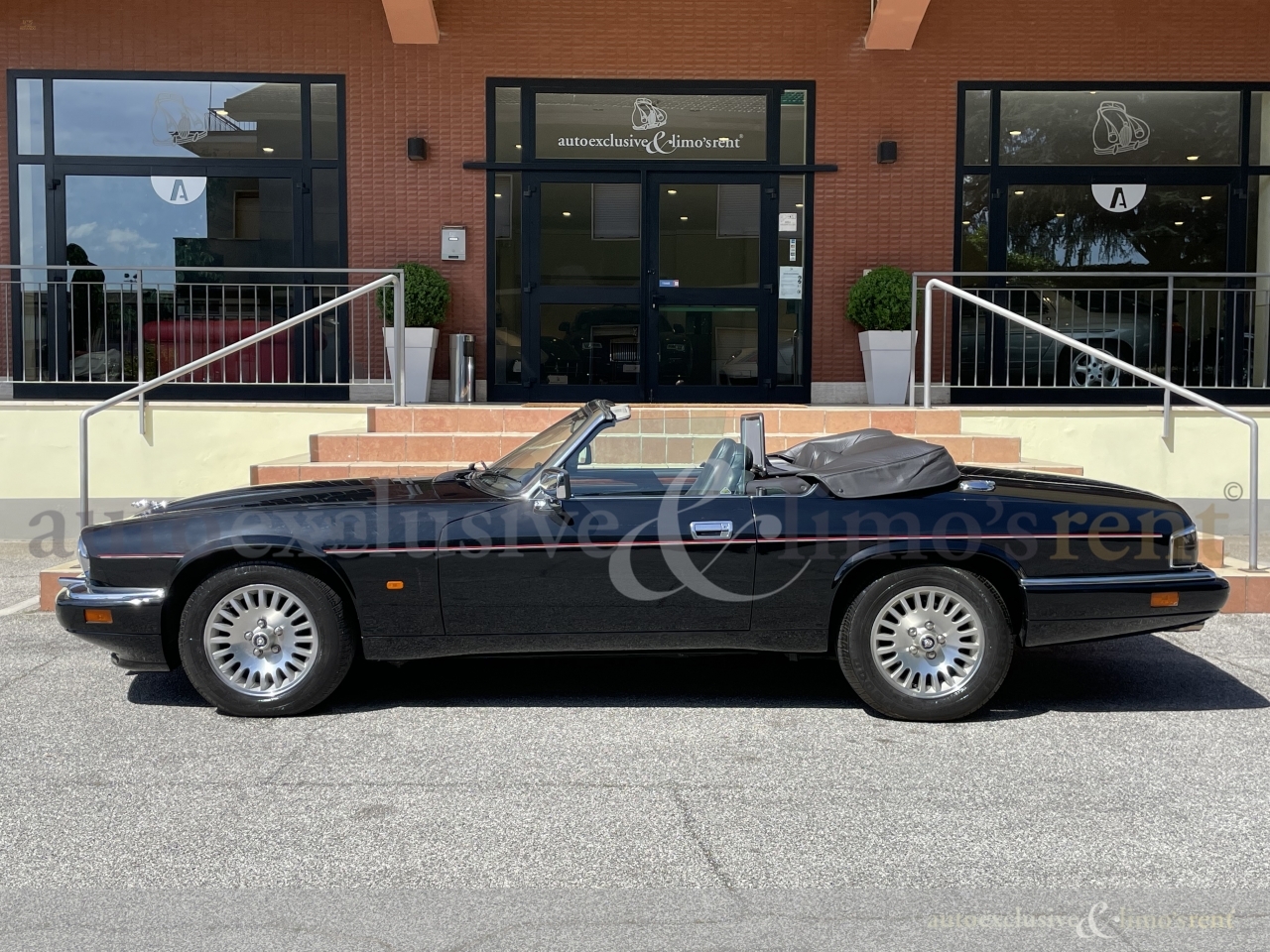 Thumbnail von Jaguar XJS 6.0 cat Convertible V12