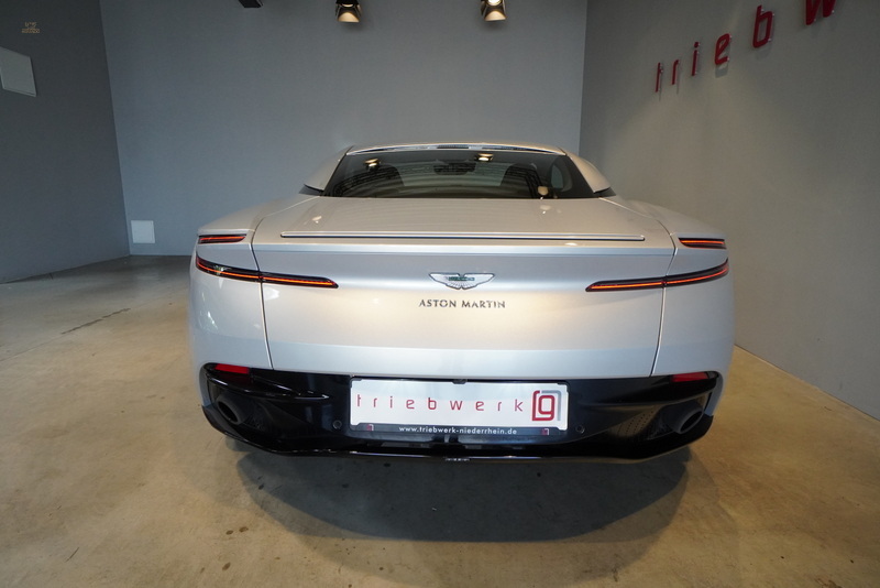 Thumbnail von Aston Martin DB11 V8 Coupe