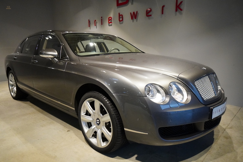 Bentley Continental Flying Spur W12