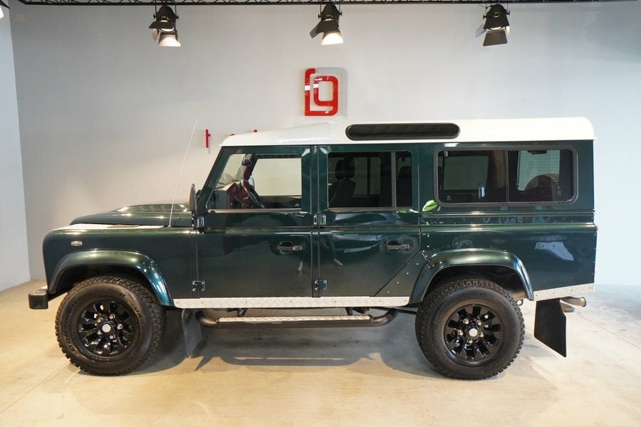 Thumbnail von Land Rover Range Rover Defender SE 110