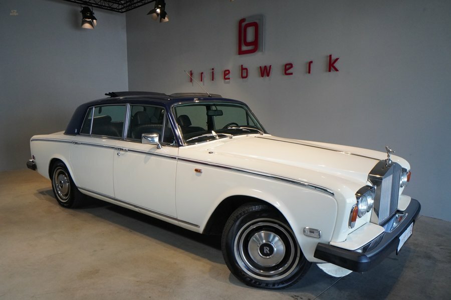 Rolls Royce Silver Wraith II