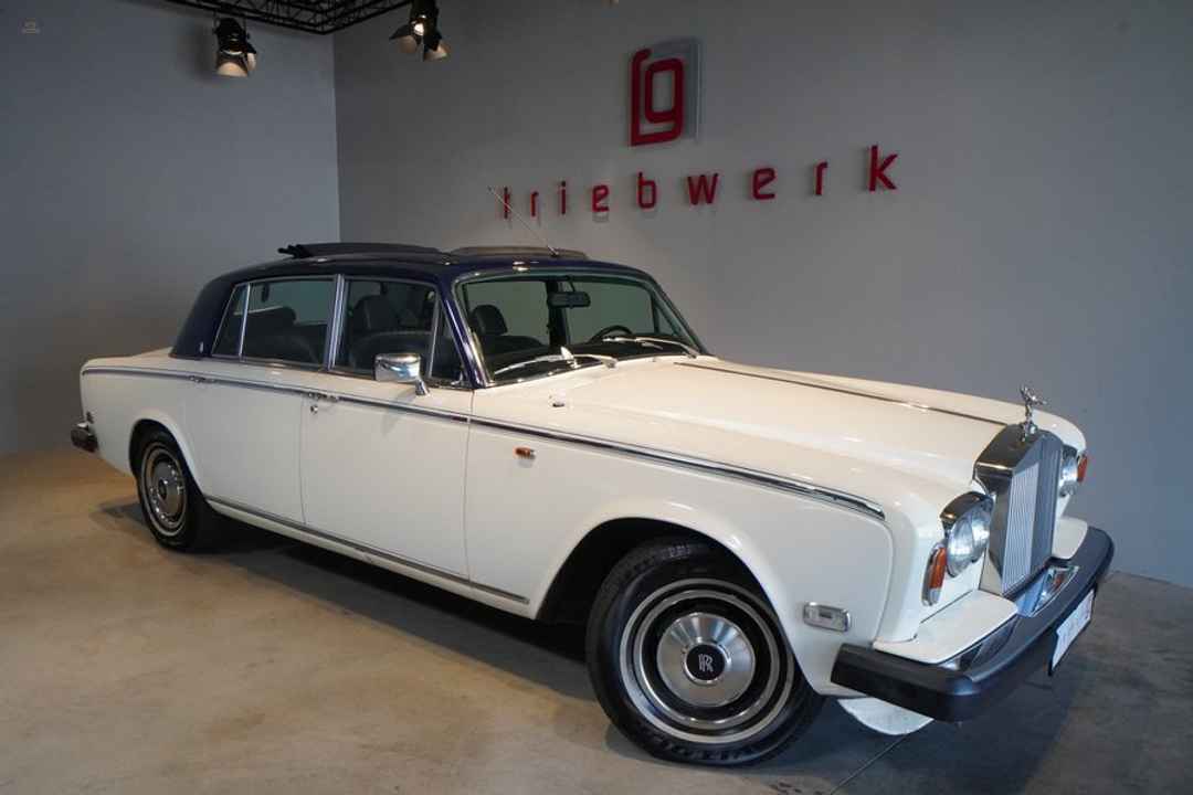 Rolls Royce Silver Wraith II